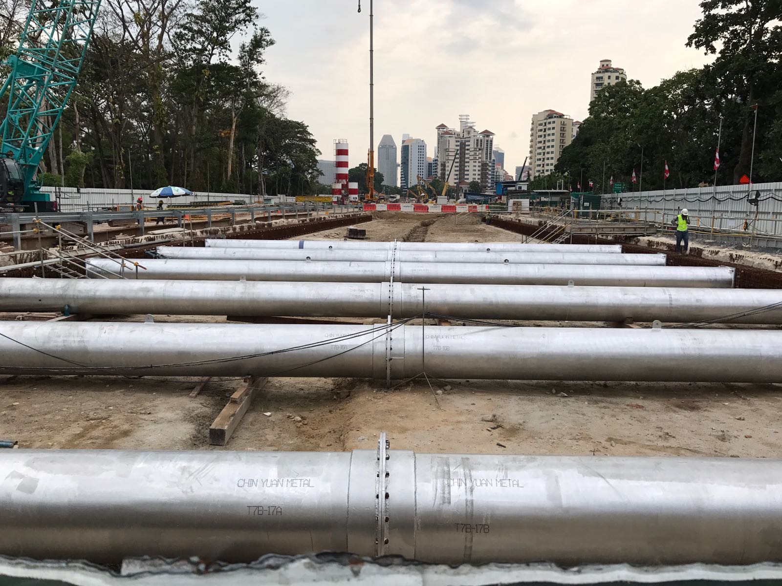 Struts for Excavation of Cut & Cover Tunnel System